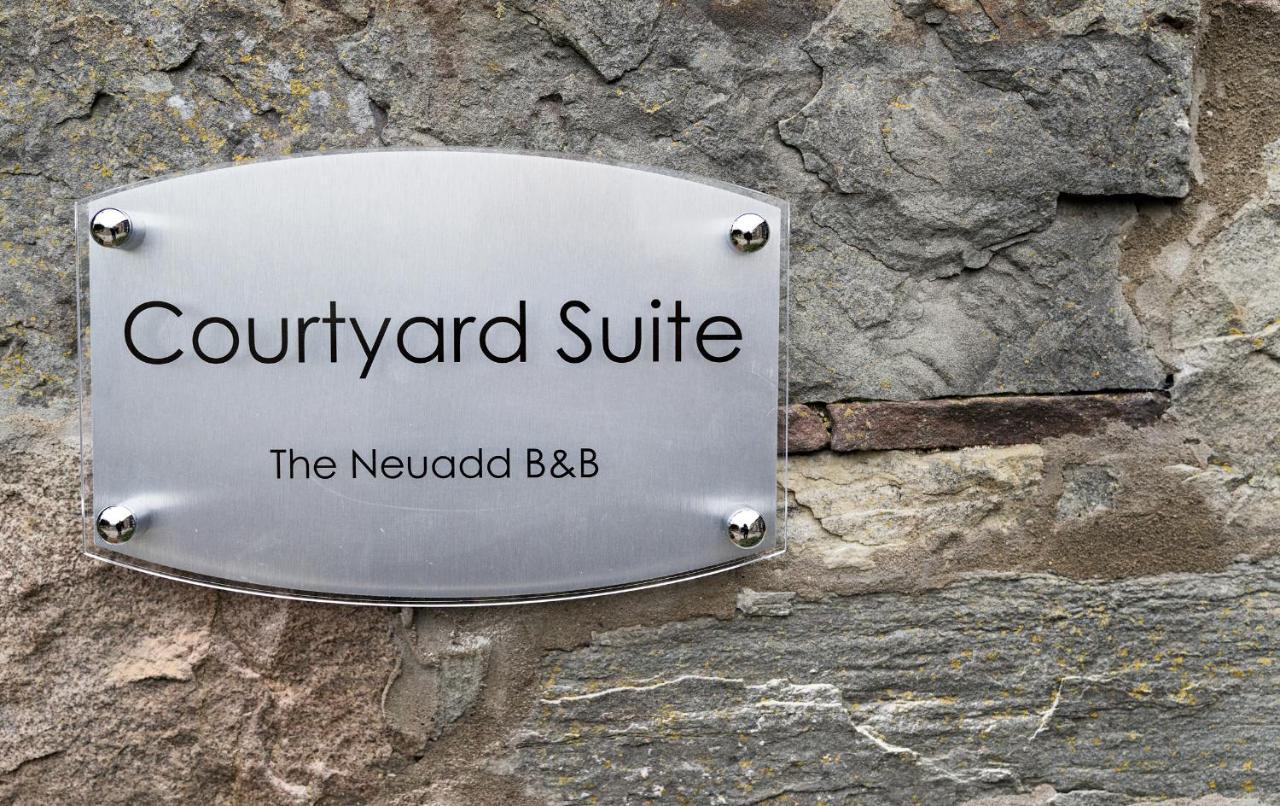 Neuadd B&B Suites Crickhowell Exterior photo