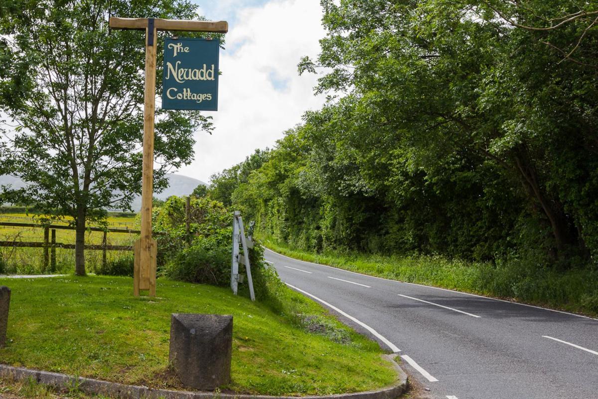 Neuadd B&B Suites Crickhowell Exterior photo